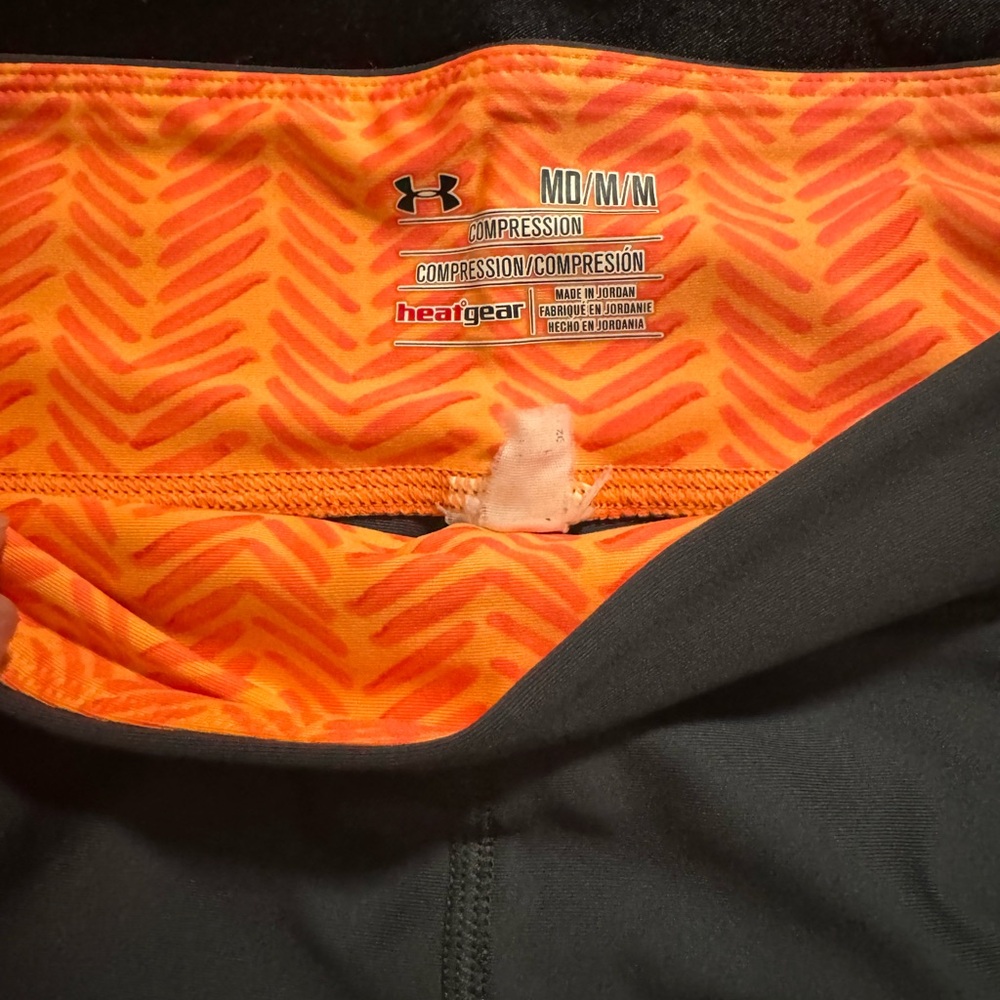 Under armor work out set size med - Picture 2 of 5